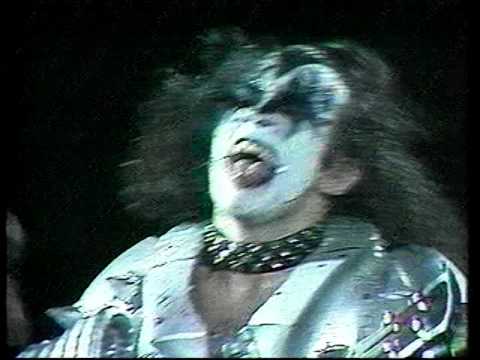 KISS -  Black Diamond / at BUDOKAN 2th April,1977