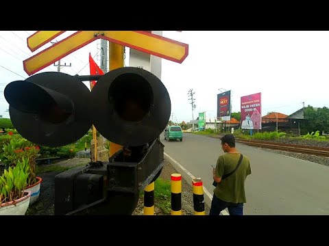 Perlintasan Kereta Api Serong Tirus Kota Tegal [JPL 260]