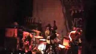 The Matches - Salty Eyes (live in Louisville) [altpress.com]