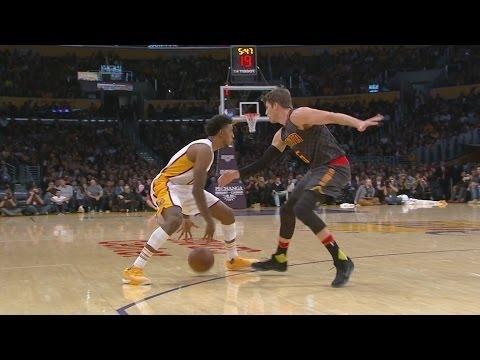 Nick Young Crosso 3-Pointer | Hawks vs Lakers | November 27, 2016 | 2016-17 NBA S