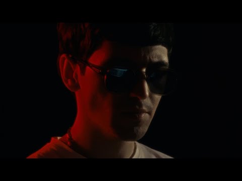 Art Avetisyan - Krvum Es // Mood Video