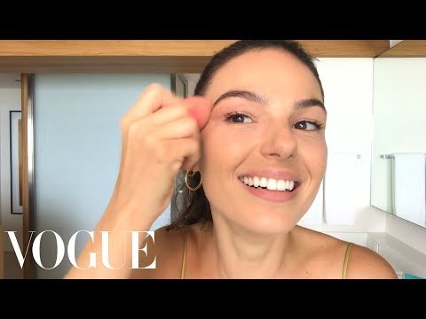 Ísis Valverde’s Guide to Sun-Kissed Makeup, Brazilian Style | Beauty Secrets | Vogue