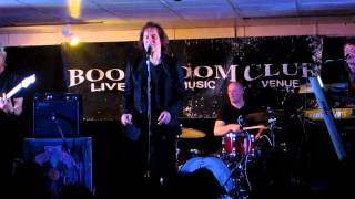 Colin Blunstone, 'I Don't Believe In Miracles'.MOV