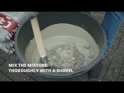 Installing a parasol ground anchor - Solero Palestro