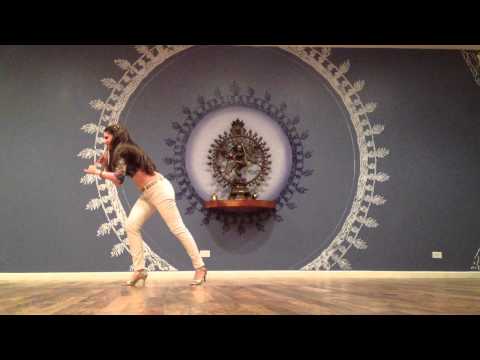 Bollywood Dance "Pe...Pe... Pepein" by MEISSOUN