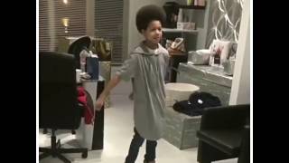 Ayo & Teo - Rollie with a dab of ranch