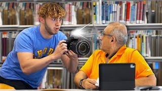 Download lagu Taking Pictures of Strangers Prank mp3 Download lagu Taking Pictures of Strangers Prank mp3