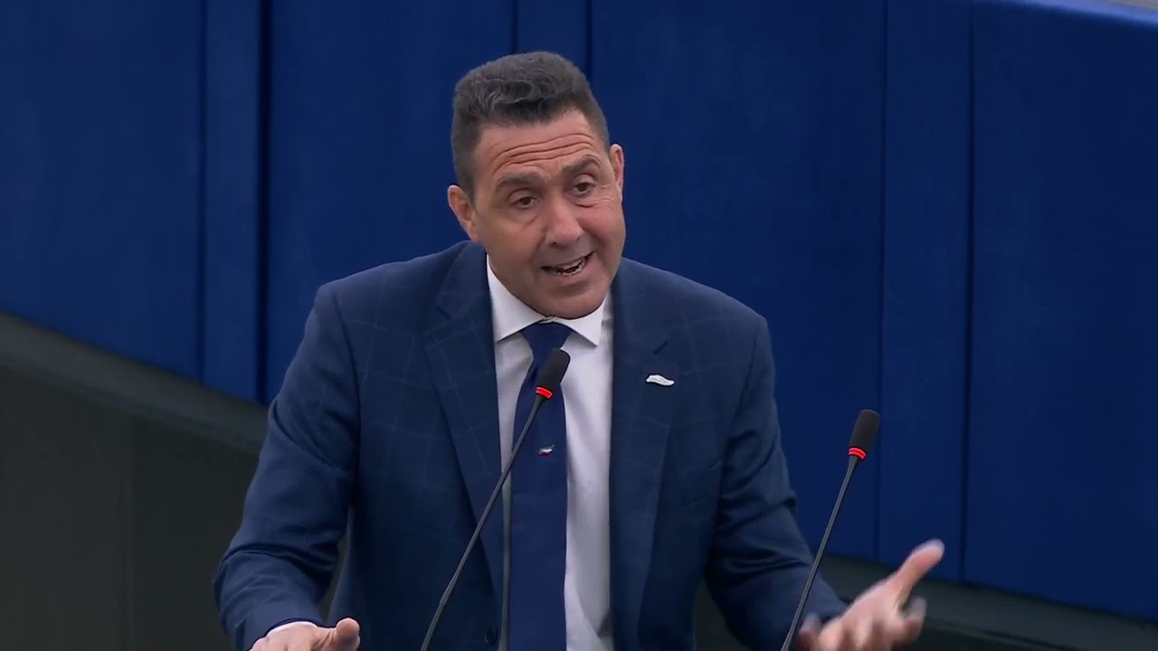 VANNACCI A NARDELLA: "SMETTA DI SUONARE IL VIOLINO, IO CRITICO TRUMP GENDARME, VOI LO FINANZIATE"