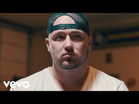 Bubba Sparxxx - Get By (Dusty Leigh & Ricky Boom) [Official Video]