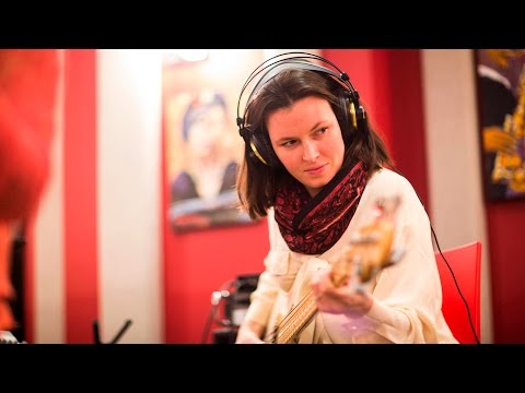 Grace Kelly 'Trying To Figure It Out' | Live Studio Session