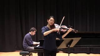 [討論] 這位提琴手的表情...大家會給甚麼建議？