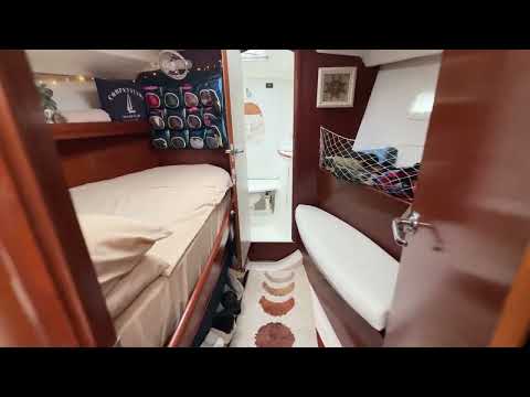 For Sale - 2002 Beneteau 393 - Sailing Vessel Blü