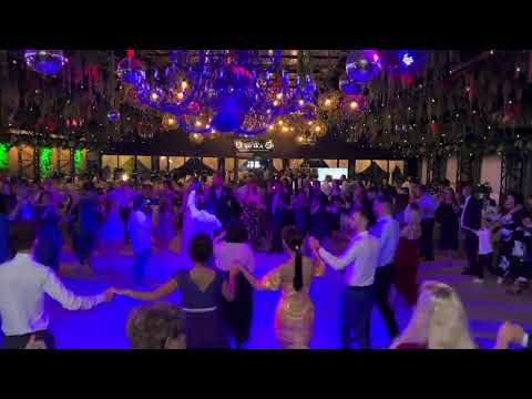 Nunta la Bucuresti cu Formatia MODERN - tel:0741068162 / 0766751805