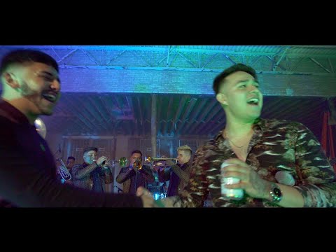 La Consigna Del 8 - Grupo Vanguardia Ft. Banda La Enkantadora  (En Vivo)