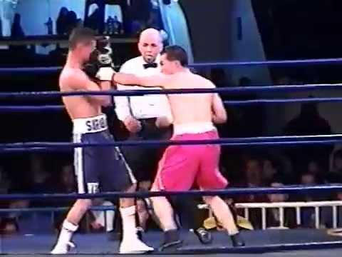 Pelea Coreanito Mateos