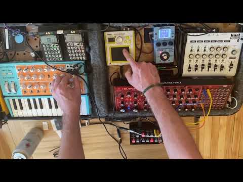 BarFly Dreams - Behringer Neutron, Arturia Microbrute, Korg SQ-1 Jam
