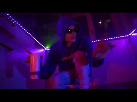 Cozy Andre - Fantalilla (prod. Saphire)