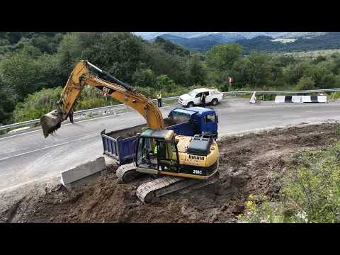 ვაზიანი–გომბორი–თელავის გზაზე მეწყერის შედეგად დაზიანებული მონაკვეთის აღდგენა-გამაგრება მიმდინარეობს