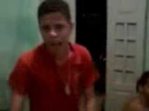 MC VANDINHO ELA TEM POUSE DE MADAME