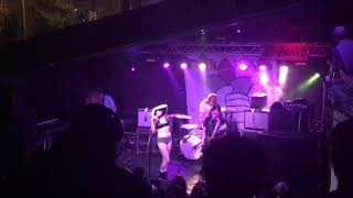 A Giant Dog - Sex & Drugs *Live in Austin, Texas 11-15-2017*