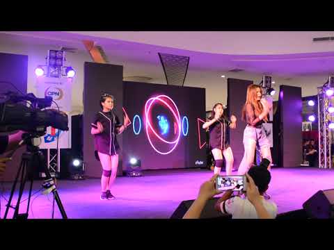 [Final Round ] The Victoria - Street Cover Dance 2017 #SCD2017 @Central Plaza Ubonratchathani