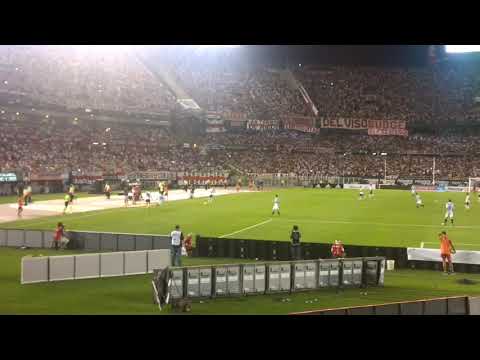 Casco humilla a centurron |River 2- rasin 0|