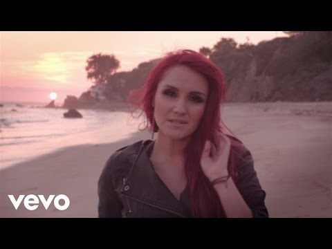 Dulce María - Lágrimas ft. Julión Álvarez