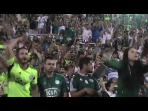 MOMENTO DO GOL A EMOÇÃO DA TORCIDA