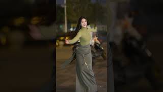 Download lagu LiLi，The Tibetan woman with long hair is so beautiful❤️ mp3