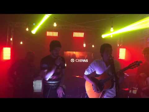 Rafael Furtado feat Leo Verão - mashup Have you ever seen the rain/Fogo e Paixão/Twist and Shout