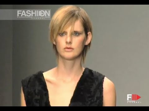 PRADA Fall Winter 2001 2002 Milan - Fashion Channel