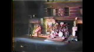 Twisted Sister - Live at the Fox Theater - 1986 (Full Concert)