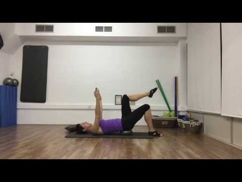 CLASE DE PILATES CON SOFTBALL