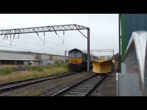 FL Class 66 No 66419 on 0Z66 Crewe BH - Crewe GB @ DRS Open Day on 19.7.14 - HD