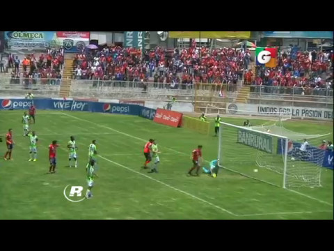 Video Gol: William Zapata 17´ - XelajúMC 2-0 Antigua GFc - Clausura 2017 Jornada 22