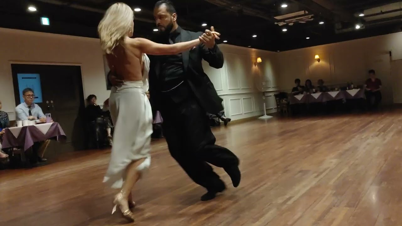 Carolina Bonaventura & Leandro Gomez