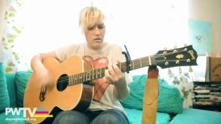 Sarah Jaffe - &quot;Clementine&quot; (Acoustic Session)