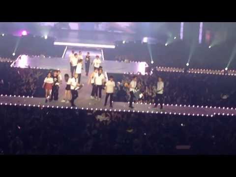 131224 f(x) & EXO jingle bell rock