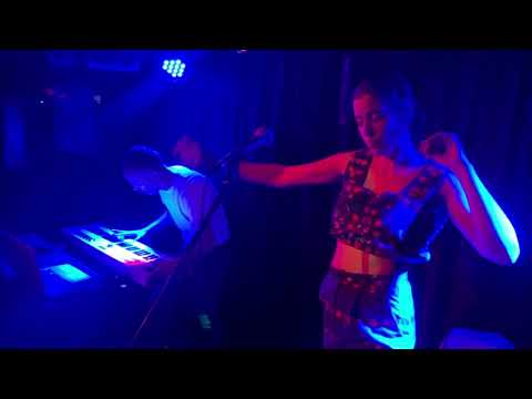 Ruiseñora - CAMPO A TRAVÉS