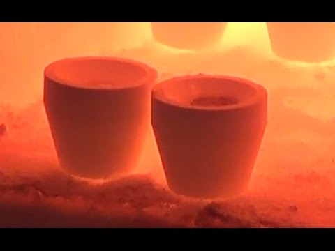 Brandprobe erklärt – Das Arbeitspferd der Edelmetallanalyse – Gold, Silber und Platingruppenmetalle