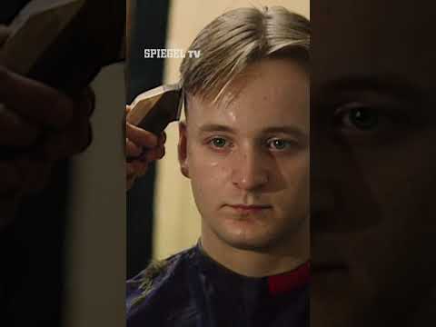 Video Thumbnail: Spremberg 1991: Luftgewehre, Molotowcocktails, Baseballschläger | SPIEGEL TV Shorts