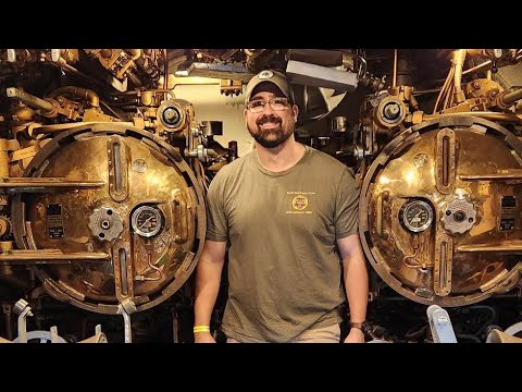 Conning Tower - USS Drum - Gato class submarine