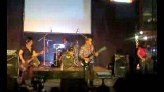 Urbandub -  no ordinary love