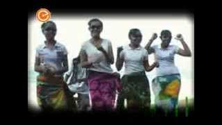 Download lagu Uwi Ai Ndota - Nuaroi Group mp3 Download lagu Uwi Ai Ndota - Nuaroi Group mp3