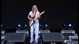 Lissie - Little Lovin&#39; @ Isle of Wight Festival