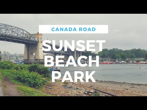 【4K】 Sunset Beach Park on a rainy day -  Street Walking
