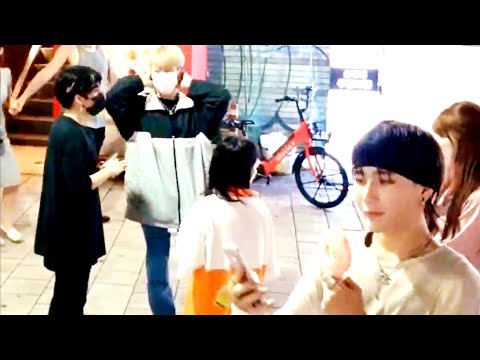 20200806_220800#HongDae Street & PhotoTime After #GoungGyu@Boss Busking #SnowHorse
