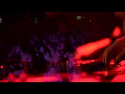 Superdirt ² - Drops (Live)