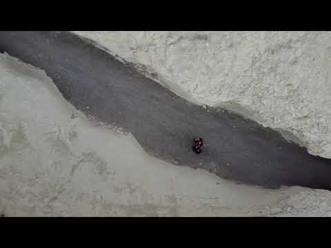 Rio Negro - Valle de la Luna Amarillo - Cañadon - Desde DRON