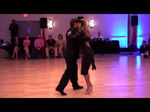  Adrian Veredice  and  Maria Blanco  are  dancing  to  the  milonga  "  La Milonga Que Faltaba  "  at  Chicago Tango Week  in  2015